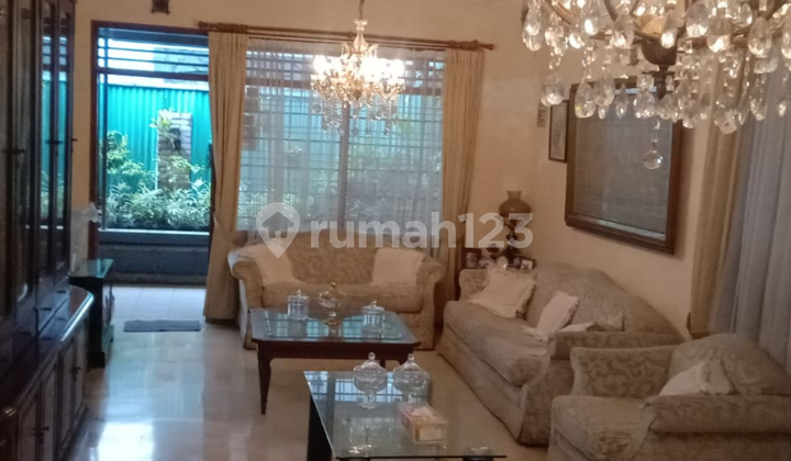 FOR SALE HOUSE ON H. NAWI DALAM STREET, CIPETE, SOUTH JAKARTA FOR SALE HOUSE ON H. NAWI DALAM STREET, CIPETE, SOUTH JAKARTA