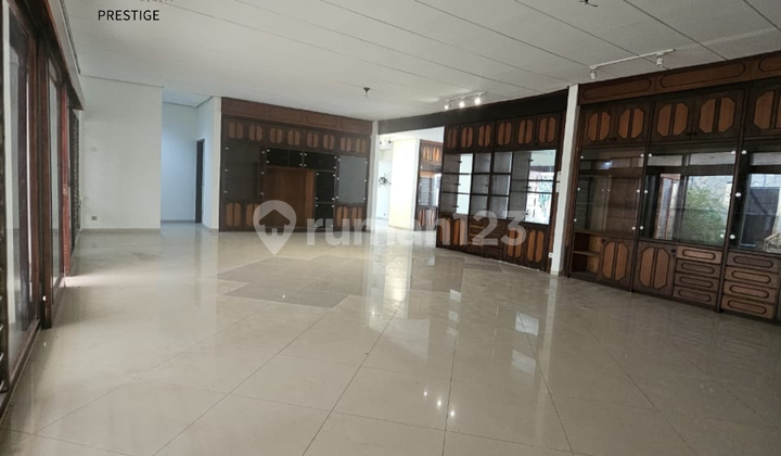 DIJUAL RUMAH DALAM KOMPLEK RADIO DALAM KEBAYORAN BARU