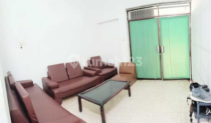 HOUSE FOR SALE SUITABLE FOR ROOM RENTAL, KERAMAT STREET, CENTRAL JAKARTA 2