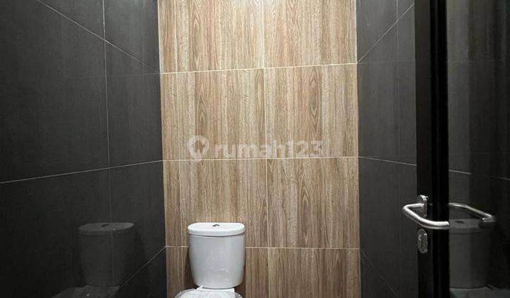 RUMAH SIAP HUNI KOMPLEK GREEN PARK