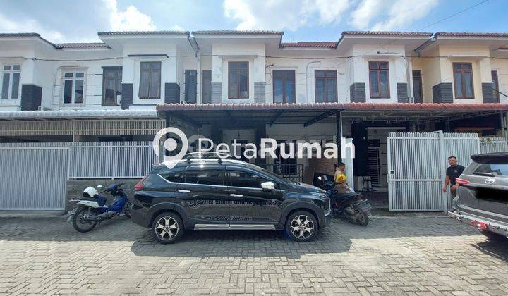 Villa Jalan Sei Kapuas Komplek Kapuas Indah
