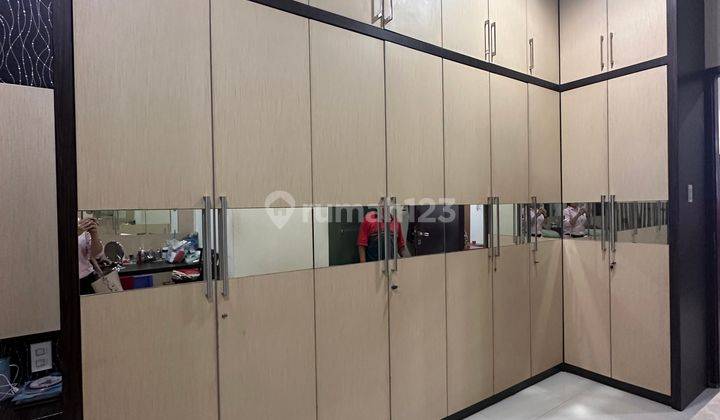 Rumah Usaha Siap Huni Pinggir Jalan Amir Hamzah 3 Lantai Furnish 5