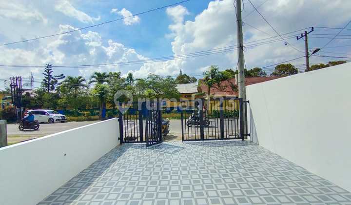 Rumah 2 Lantai Posisi Hook Komplek Swadaya Residence Mandala