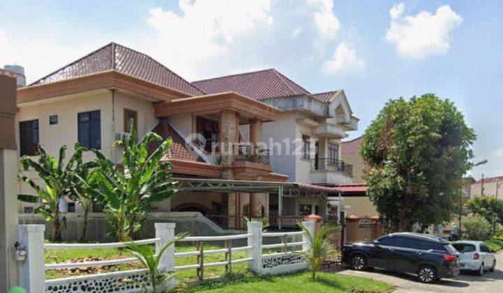 Jual rumah 2 lantai siap huni komplek Bumi Asri Ringroad  1