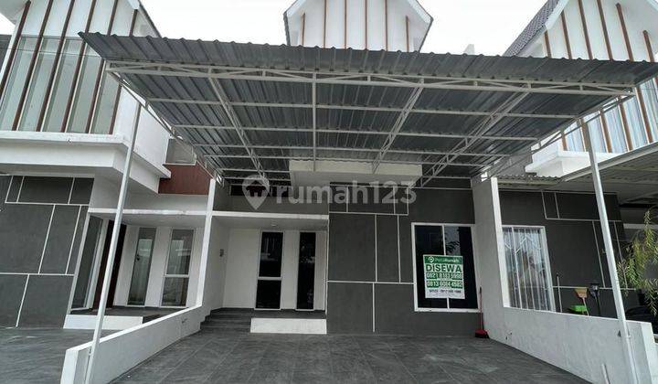 Rumah Mewah Komplek Elite Royal Sumatera Kota Medan 1