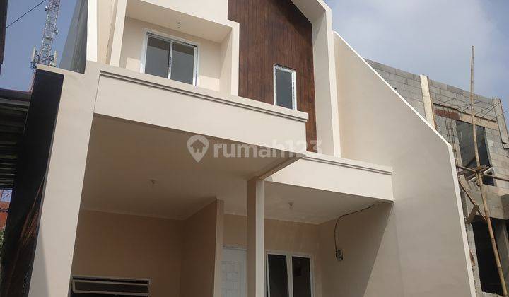 Rumah Ready Stock 2 Lantai Dekat Kampus Pamulang 2