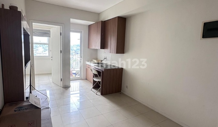 Apartemen Parahyangan Residence, View Gunung