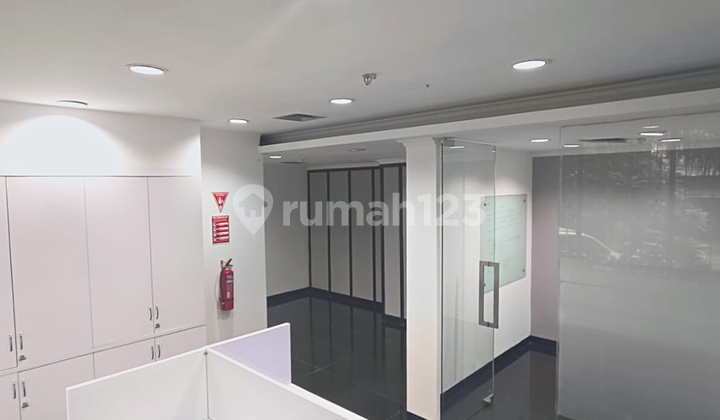 Disewakan Ruang Kantor Siap Pakai, Gedung Amex, Keb.baru, Jaksel 1