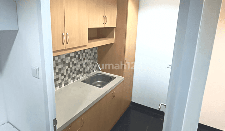 Disewakan Ruang Kantor Siap Pakai, Gedung Amex, Keb.baru, Jaksel 4