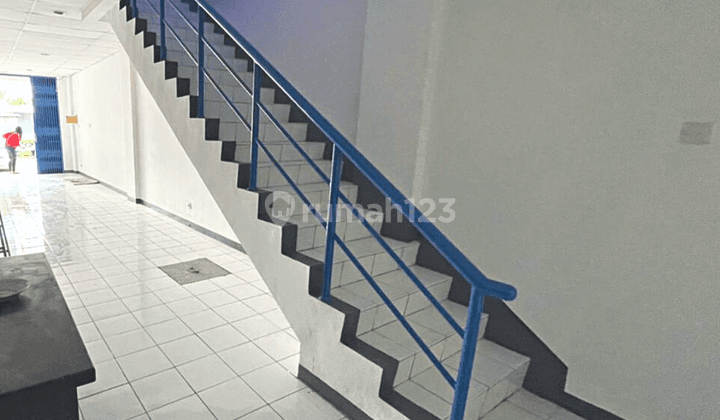 Disewakan Ruko Hoek Baru Renovasi, Cempaka Mas Jakarta Pusat 6