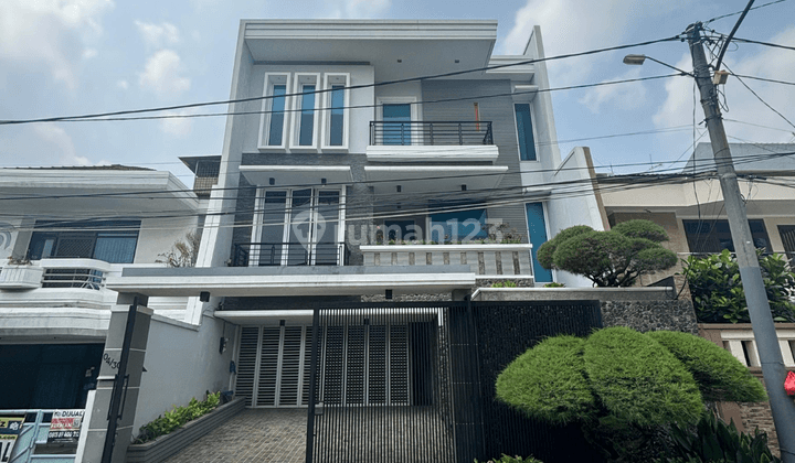 Dijual Rumah Bagus Modern Siap Huni, Green Garden, Jakarta Barat 1