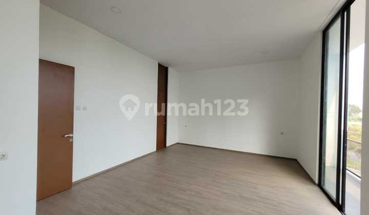 Rumah Lux Setraduta  1