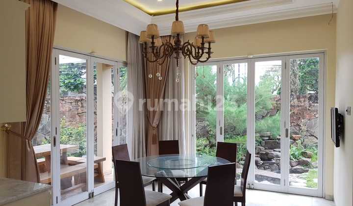 TURUN HARGA!! Rumah 2 Lantai Semi Furnish Setra Murni