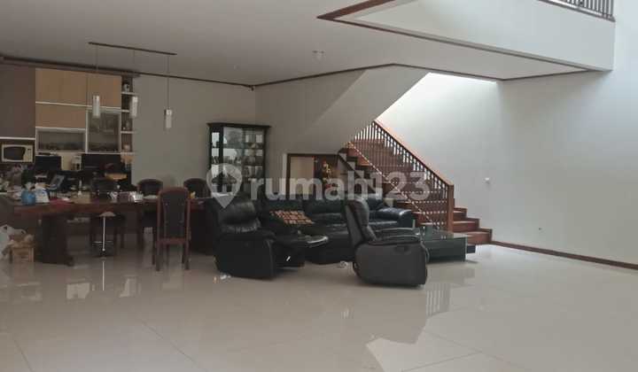 Turun Harga Rumah Lux Minimalis Bagus Terawat Setraduta 2