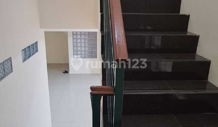 Turun Harga Rumah Setraduta 2