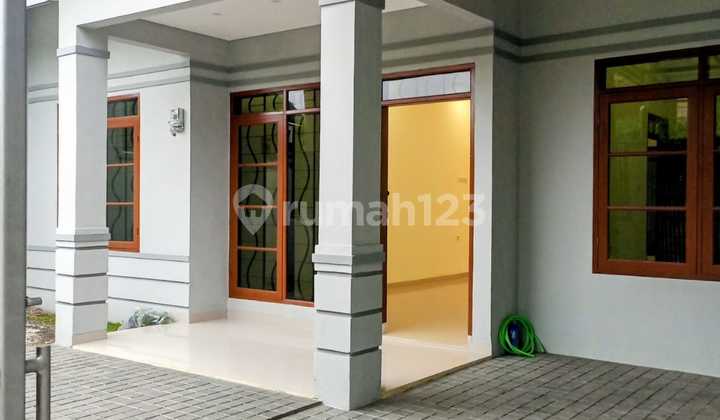Rumah Tki 3 Blok A, Akses Jalan 2 Mobil