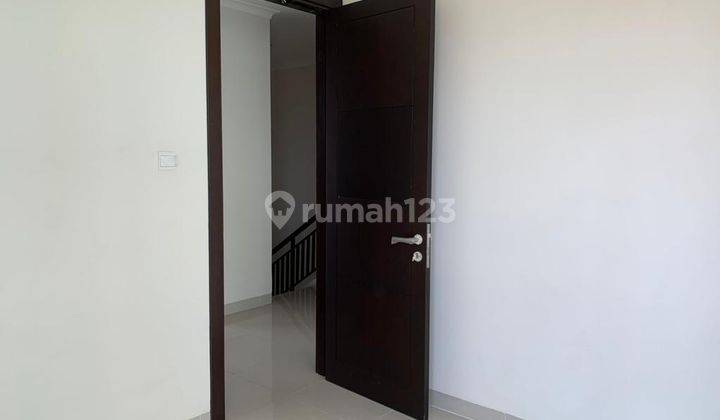 Rumah Bagus Unfurnished di Podomoro Park, Bandung 2