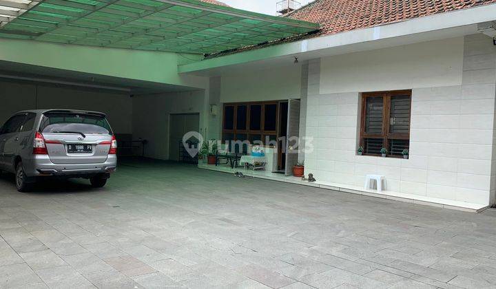 Rumah 2 Lantai Bagus Unfurnished SHM di Sayap Merdeka , Bandung 2