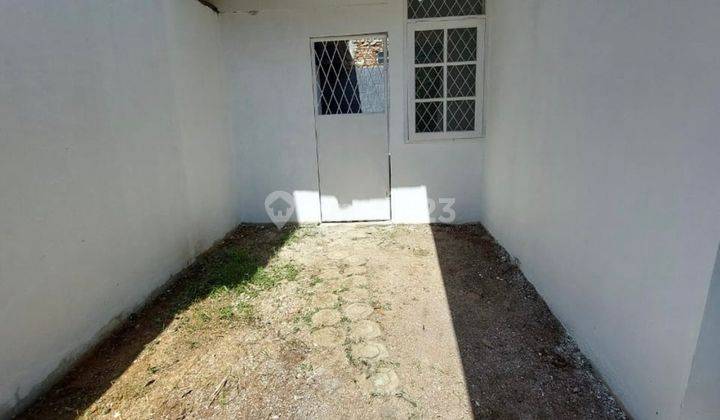 Rumah Bagus Unfurnished SHM di Arcamanik, Bandung 5