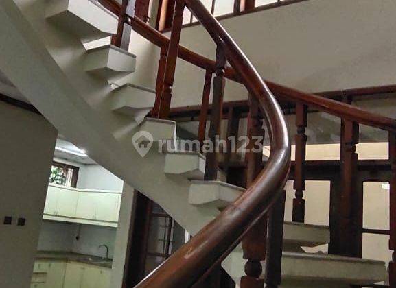 Rumah Bagus Unfurnished SHM di Sumber Sari, Bandung 2