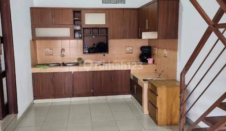 Rumah Bagus Semi Furnished SHM di Singgasana Pradana , Bandung 2