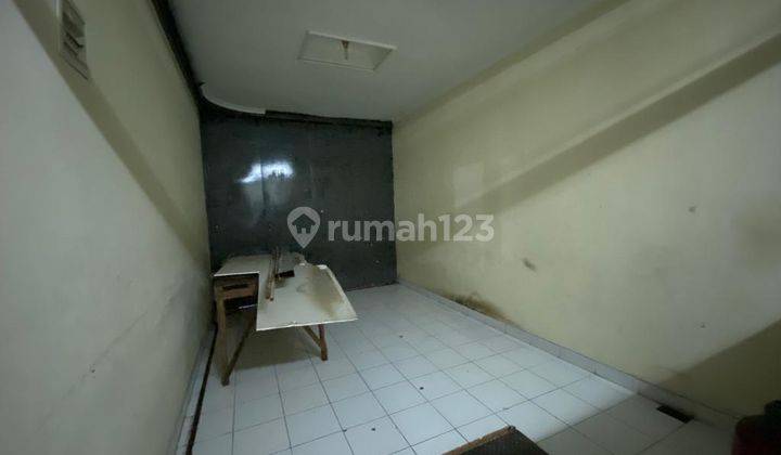 Rumah Bagus Unfurnished SHM di Singgasana Pradana , Bandung 2