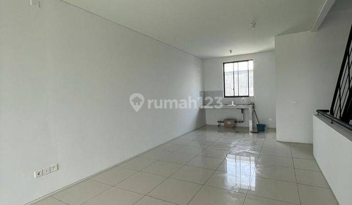 Ruko di Pancawarna Kota Baru Parahyangan , Bandung 142 m Bagus 1