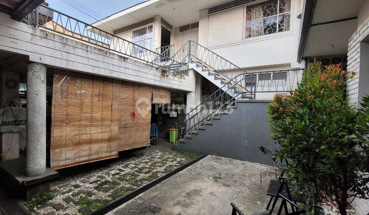 Rumah 2 Lantai Bagus Unfurnished SHM di Supratman Mainroad, Bandung 2