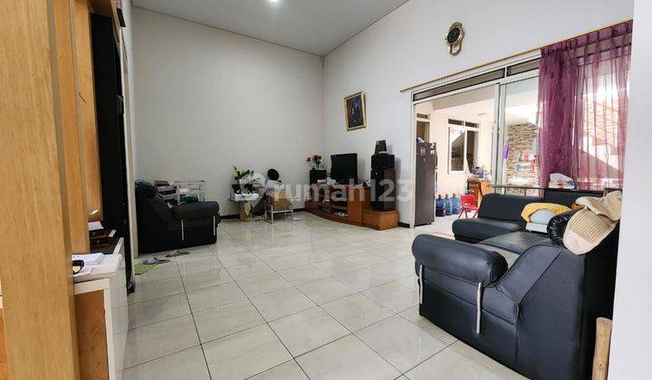 Rumah Bagus Unfurnished SHM di Tatar Candraresmi Kota Baru Parahyangan , Bandung 1