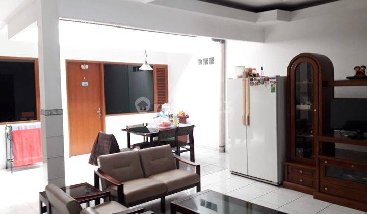 Rumah Kost Bagus Furnished SHM di Surya Sumatri Sukajadi Deket Maranatha , Bandung 1