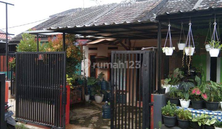 Rumah Bagus Unfurnished SHM di Perumahan Sompok Asri, Bandung 1