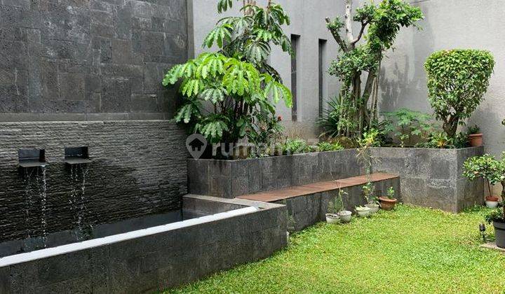 Rumah Bagus Furnished SHM di Sakura, Bandung 1