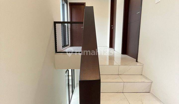 Rumah 2 Lantai Bagus Unfurnished SHM di Kbp Tarubhawana , Bandung 2