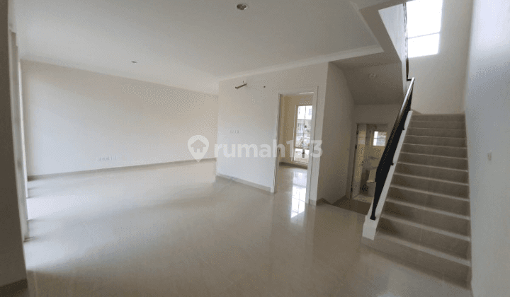 Rumah Cluster Premium 2 Lantai Bagus Unfurnished SHM di Podomoro Park, Bandung 1