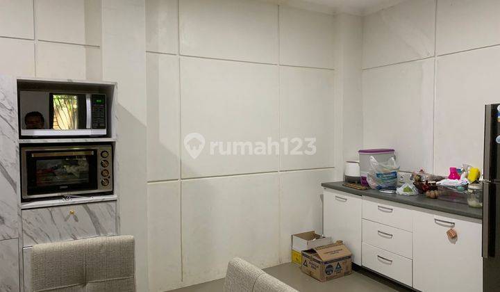 Rumah Bagus Semi Furnished SHM di Podomoro Park
, Bandung 2