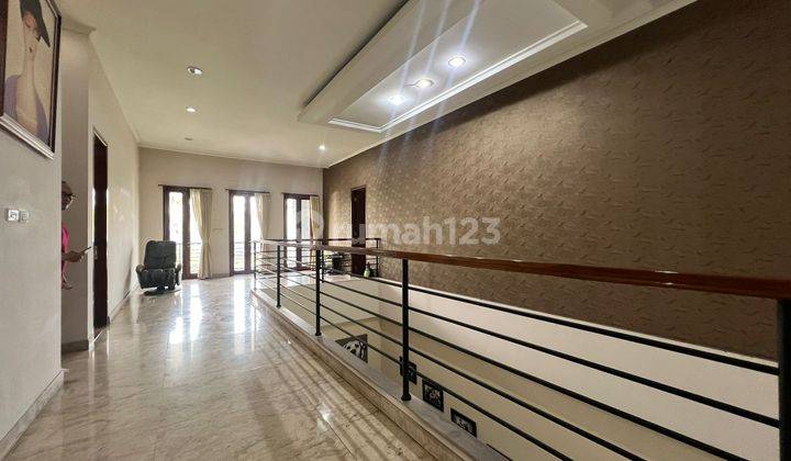 Rumah 2 Lantai Bagus Semi Furnished SHM di Ratnasasih Kbp Dengan View Danau, Bandung 2