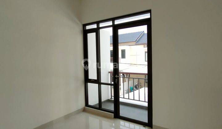 Sewa rumah baru emerald gateway pasteur 2 Lantai 10