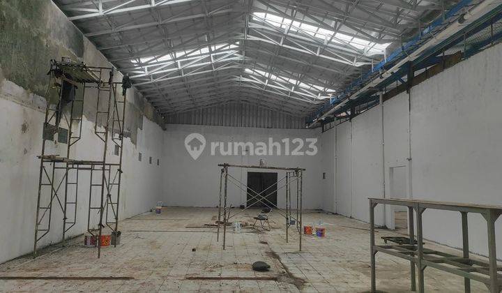 Gudang di Manglid, Bandung 1.500 m Bagus SHM 1