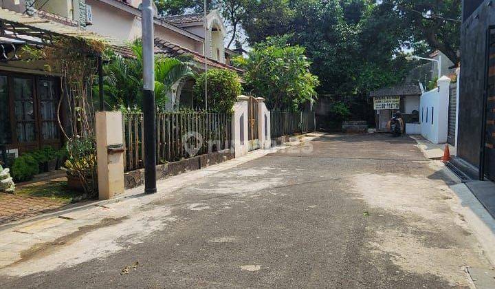 Dijual Rumah Hitung Tanah di Cilandak SHM 2