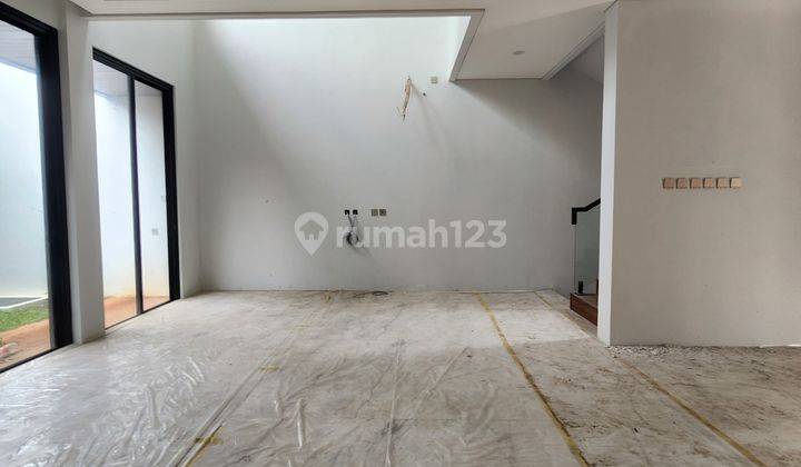 Dijual Brand New Town House Mewah Dan Modern  2