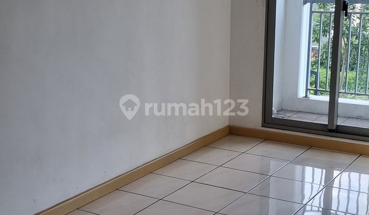 2 Bedroom Apartment in Front of Summarecon Mall Gading Serpong 2