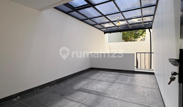 Dijual Rumah Siap Huni Berlokasi di Naturale Foresta Bsd 2