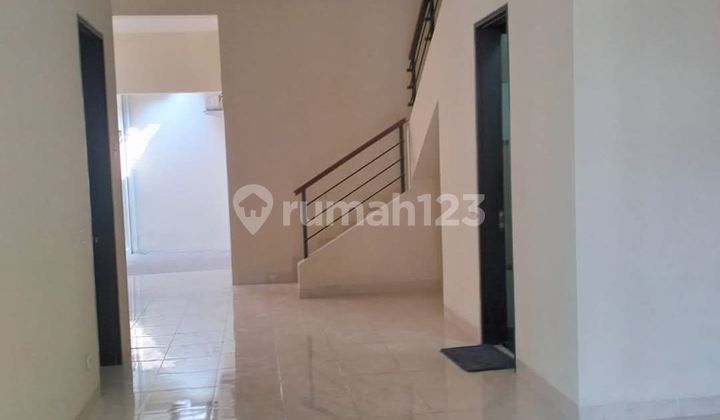 Dijual Cepat Murah Rumah Rapih Siap Huni di Cluster Newton 2