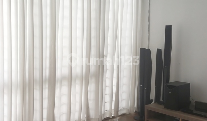 Dijual Rumah Design Modern Tropis Puspitaloka - BSD City. 2