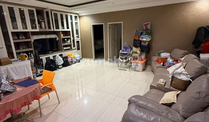Rumah Pik Mediterania Blouvard Luas270 Meter Hadap Timur