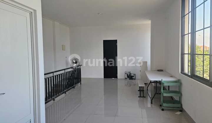 Dijual cepat Ruko osaka PIK2 Brand new Hoek