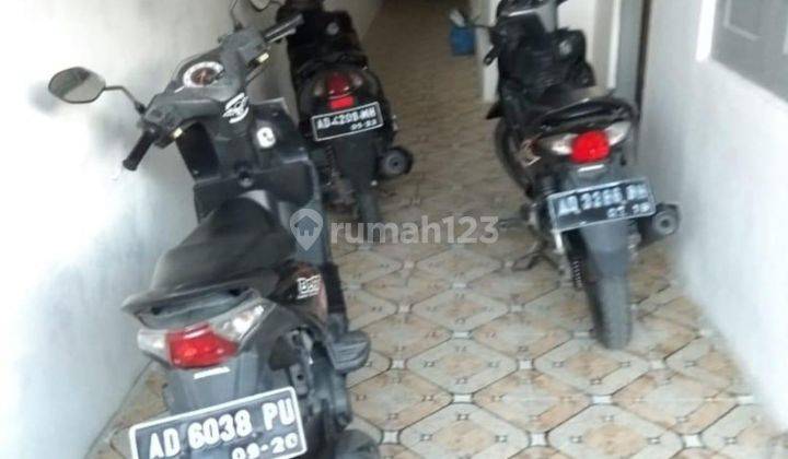 Rumah 2 Lantai Bagus SHM di Karangasem, Kleco, Laweyan, Solo 3