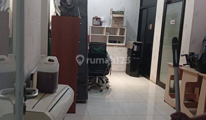 Disewa Ruko 4,5 lt Bagus dan Strategis di area mall 3