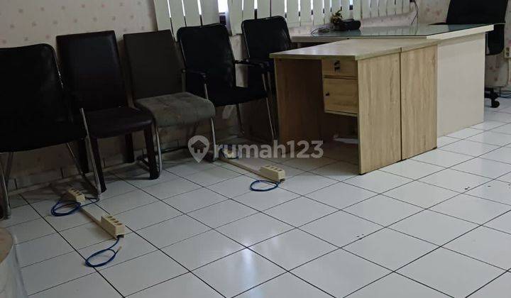 Disewa Ruko 4,5 lt Bagus dan Strategis di area mall 8