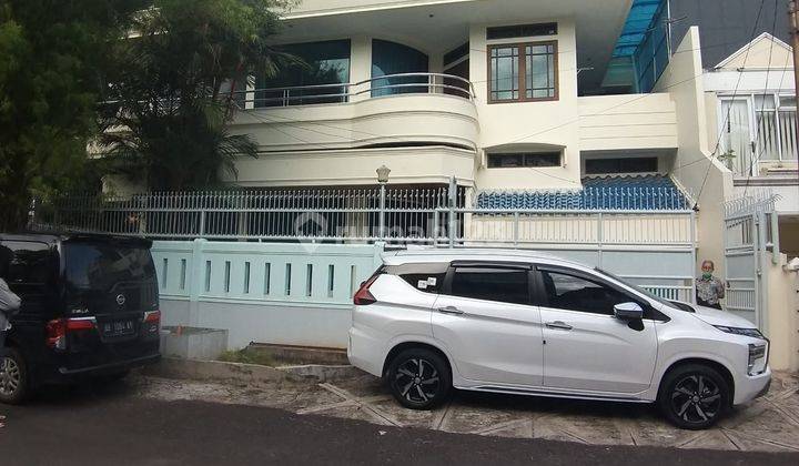 Dijual Rumah mewah  2,5 lt bagus dan bersih 1